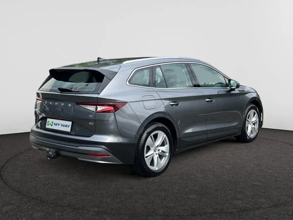 SKODA Enyaq (2022) — foto 20 van 24