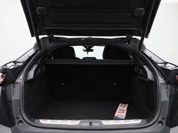 Peugeot 408 (2023) — foto 6 van 47