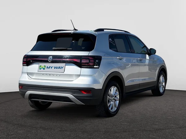 VOLKSWAGEN T-Cross (2019) — foto 5 van 11