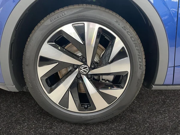 VOLKSWAGEN ID.5 (2024) — foto 13 van 15