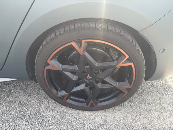 CUPRA Leon e-Hybrid (PHEV) (2025) — foto 15 van 23