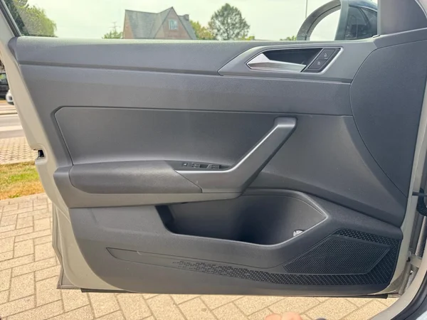 VOLKSWAGEN Taigo (2025) — foto 8 van 24