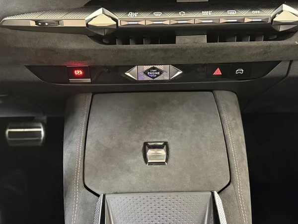 DS DS 4 (2022) — foto 8 van 31