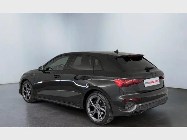 Audi A3 Sportback (2024) — foto 29 van 32