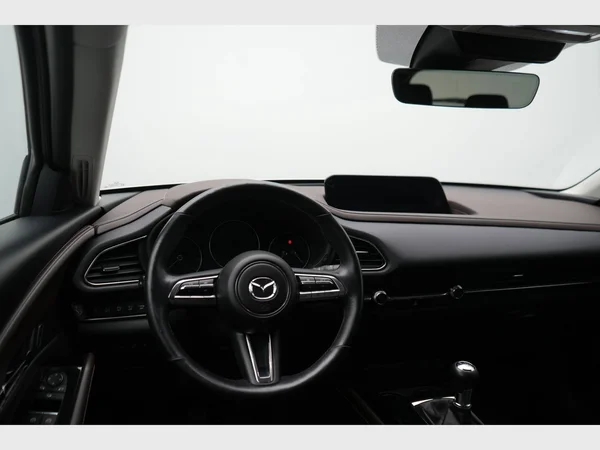 MAZDA CX-30 (2022) — foto 27 van 28