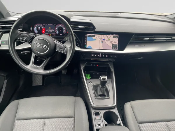 AUDI A3 Sportback (2023) — foto 4 van 20