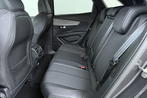 Peugeot 3008 (2024) — foto 16 van 17