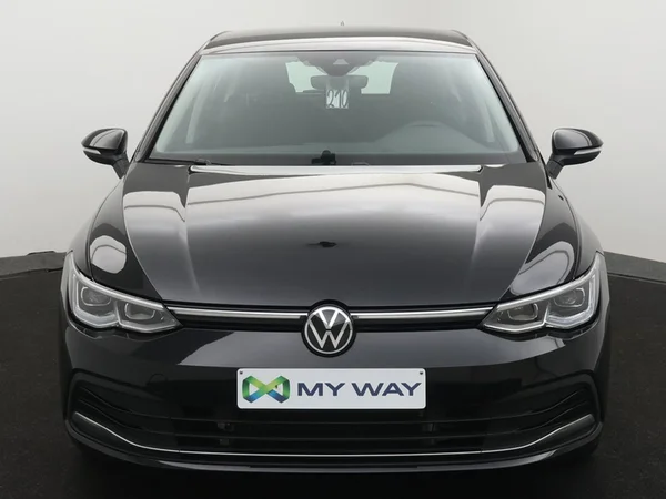 VOLKSWAGEN Golf VIII eHybrid (PHEV) (2024) — foto 21 van 25