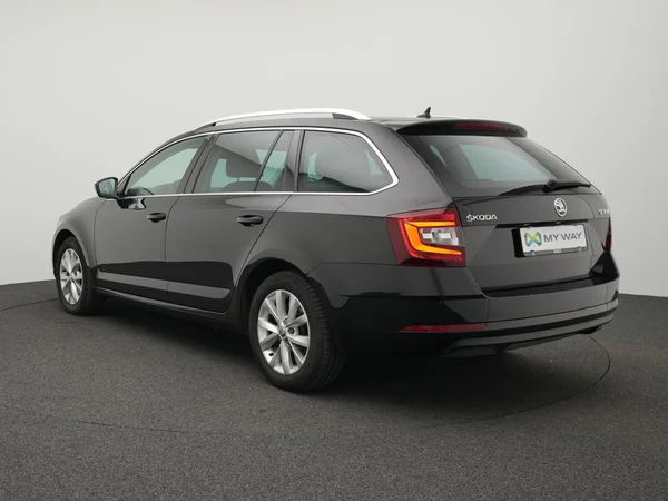 SKODA Octavia Combi (2020) — foto 33 van 38
