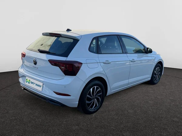 VOLKSWAGEN Polo (2022) — foto 16 van 20