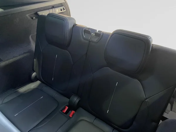 SKODA Peaq (2026) — foto 18 van 23