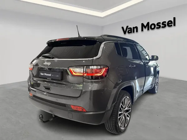 Jeep Compass (2023) — foto 12 van 16