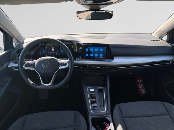 VOLKSWAGEN Golf VIII (2024) — foto 6 van 24