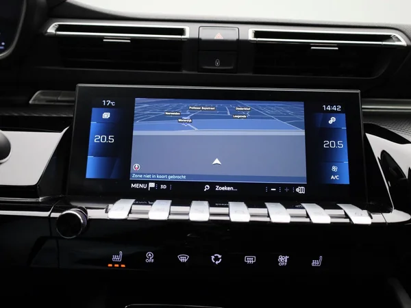 Peugeot 508 (2023) — foto 8 van 38