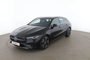 Mercedes-Benz CLA-Klasse da3b9adb-4744-439c-a3d3-c38796722671