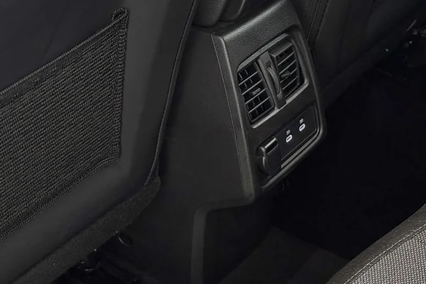 Renault Captur (2025) — foto 2 van 25