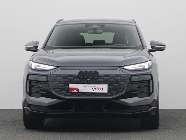 AUDI Q6 e-tron (2026) — foto 23 van 27