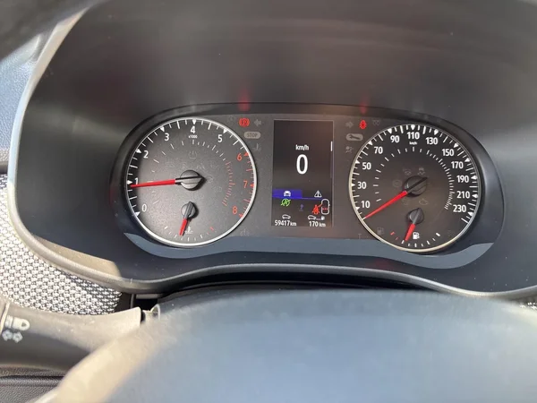 Dacia Jogger (2023) — foto 3 van 22