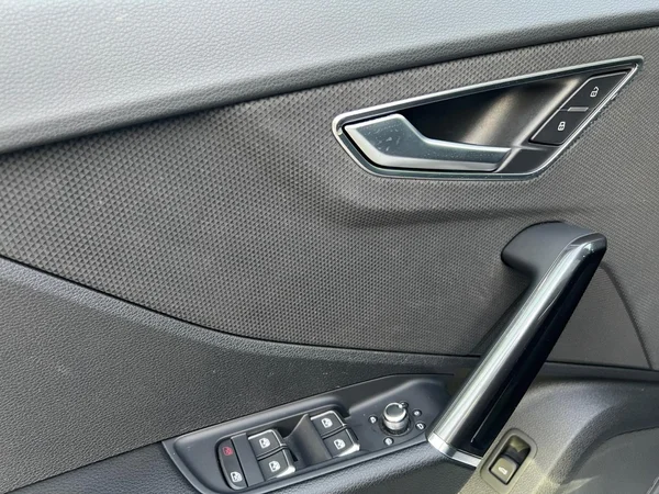AUDI Q2 (2025) — foto 4 van 21