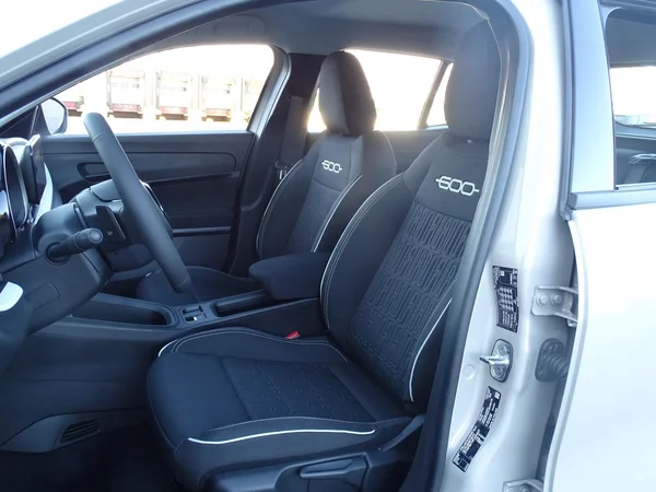 Fiat 600 (2025) — foto 19 van 20