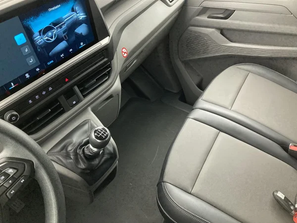 VOLKSWAGEN Transporter T7 30 Fourgon Swb Dsl (2025) — foto 25 van 32