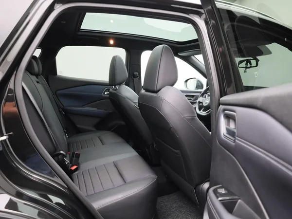 Nissan QASHQAI (2023) — foto 35 van 45