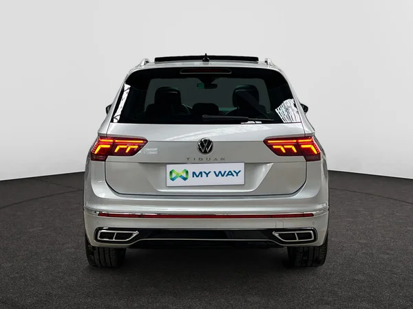 VOLKSWAGEN Tiguan (2023) — foto 15 van 20