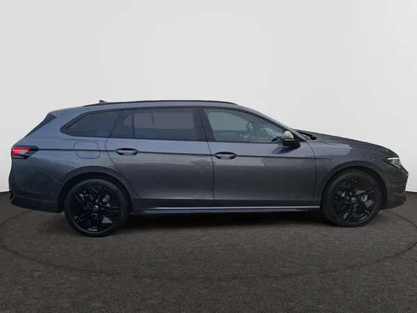 VOLKSWAGEN Passat Variant eHybrid (PHEV) (2025) — foto 13 van 24