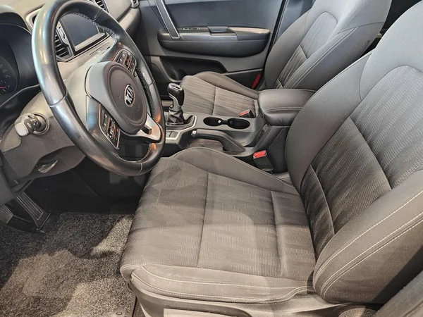 Kia Sportage (2016) — foto 3 van 16