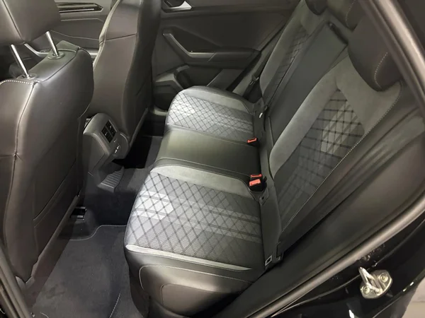 VOLKSWAGEN T-Roc (2026) — foto 5 van 15