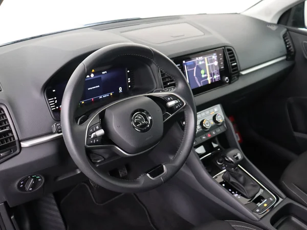SKODA Karoq (2024) — foto 18 van 19