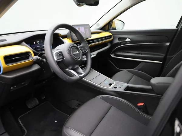 Jeep Avenger (2023) — foto 28 van 40
