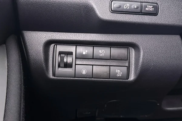 Nissan Leaf (2021) — foto 9 van 41