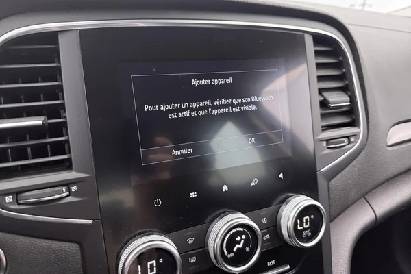 Renault Megane Berline Phase II E-TECH (PHEV) (2022) — foto 6 van 32