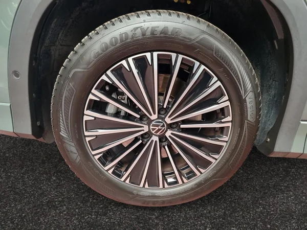 VOLKSWAGEN Tayron (2025) — foto 16 van 24