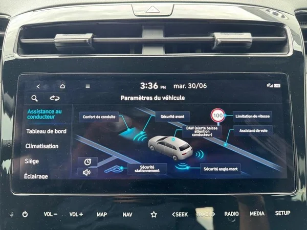 HYUNDAI Tucson (2021) — foto 18 van 31
