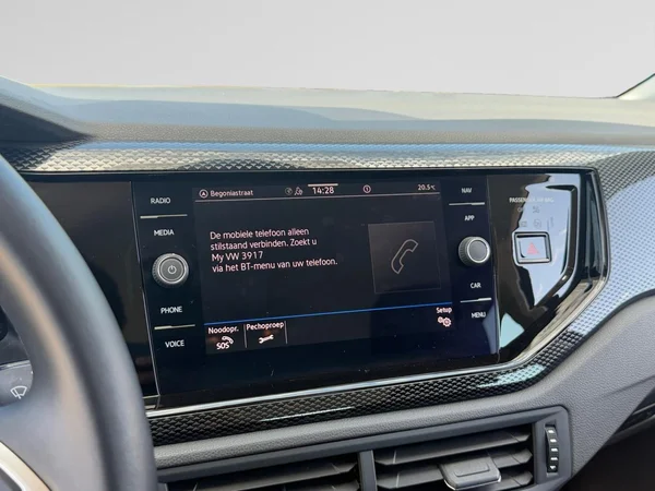 VOLKSWAGEN Polo (2023) — foto 13 van 21