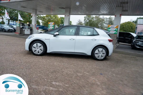 Volkswagen ID3 (2022) — foto 15 van 48
