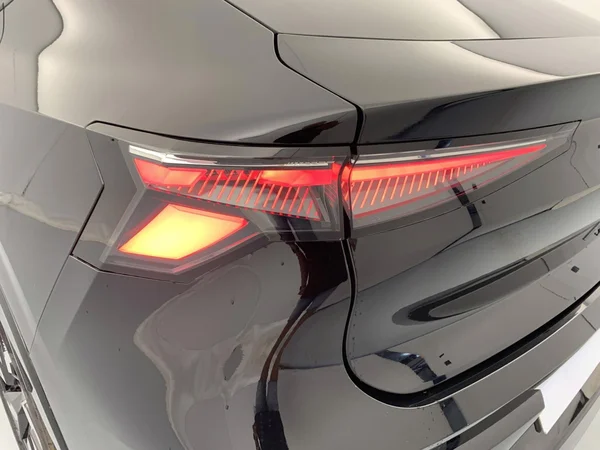 Renault Rafale E-TECH (HEV) (2026) — foto 20 van 28