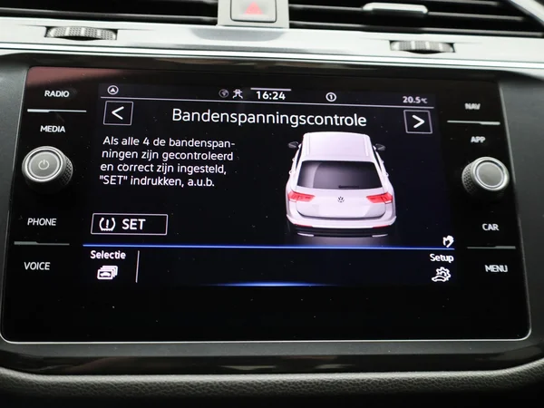 Volkswagen Tiguan (2022) — foto 19 van 45