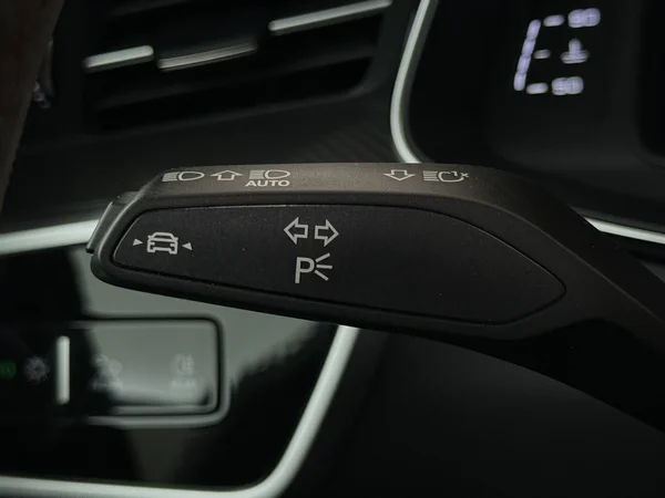 AUDI RS6 (2024) — foto 16 van 31