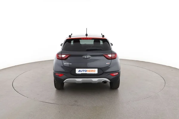 Kia Stonic (2018) — foto 11 van 16
