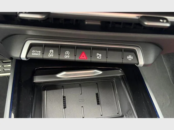 Audi Q3 Sportback (2026) — foto 16 van 28