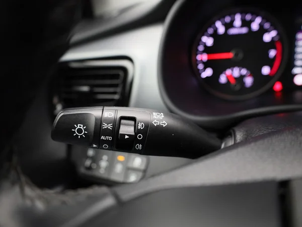 Kia Stonic (2021) — foto 13 van 35