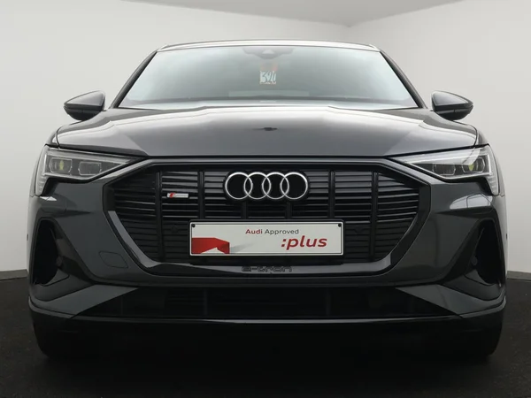 AUDI e-tron Sportback (2022) — foto 20 van 27
