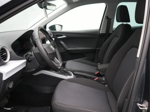 SEAT Arona (2023) — foto 37 van 38