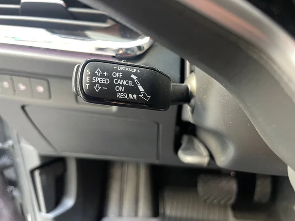 SKODA Enyaq (2025) — foto 9 van 15