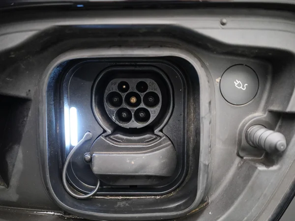 Volvo XC40 (2023) — foto 5 van 39