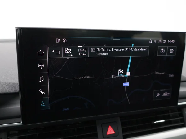 AUDI A4 (2022) — foto 6 van 28