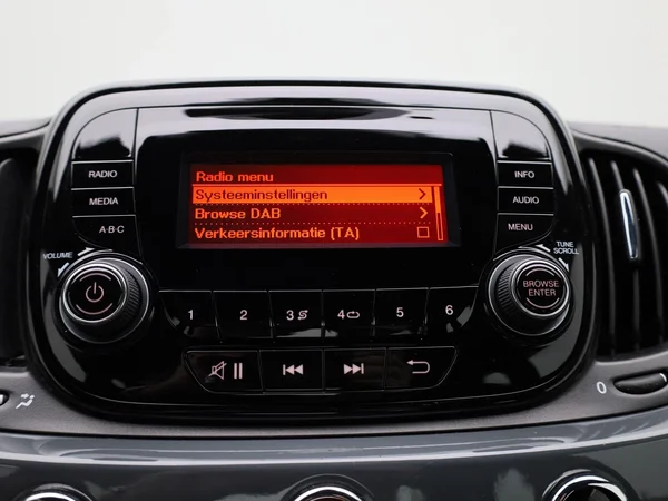 Fiat 500 (2021) — foto 13 van 35